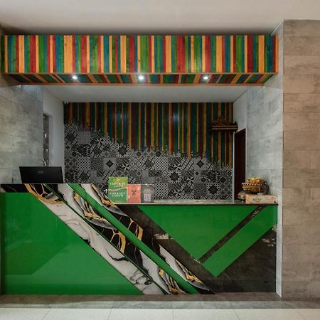 Sandat Hotel Legian Exterior photo