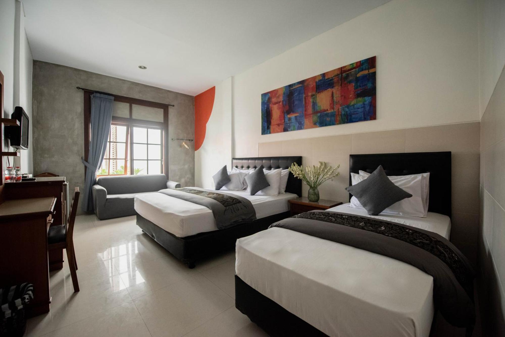 Sandat Hotel Legian Exterior photo