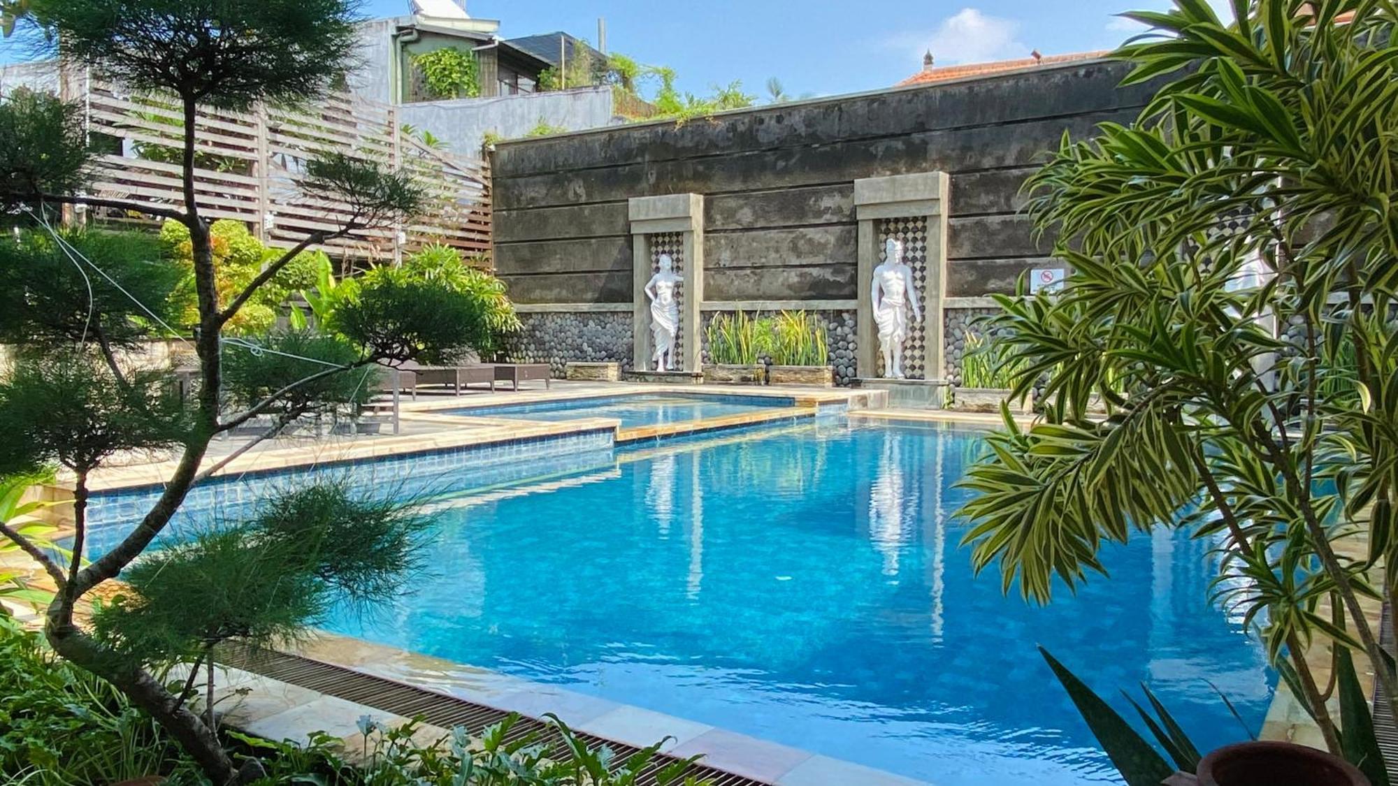 Sandat Hotel Legian Exterior photo